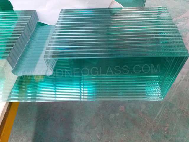 Tempered Louvre Glass with Cutouts